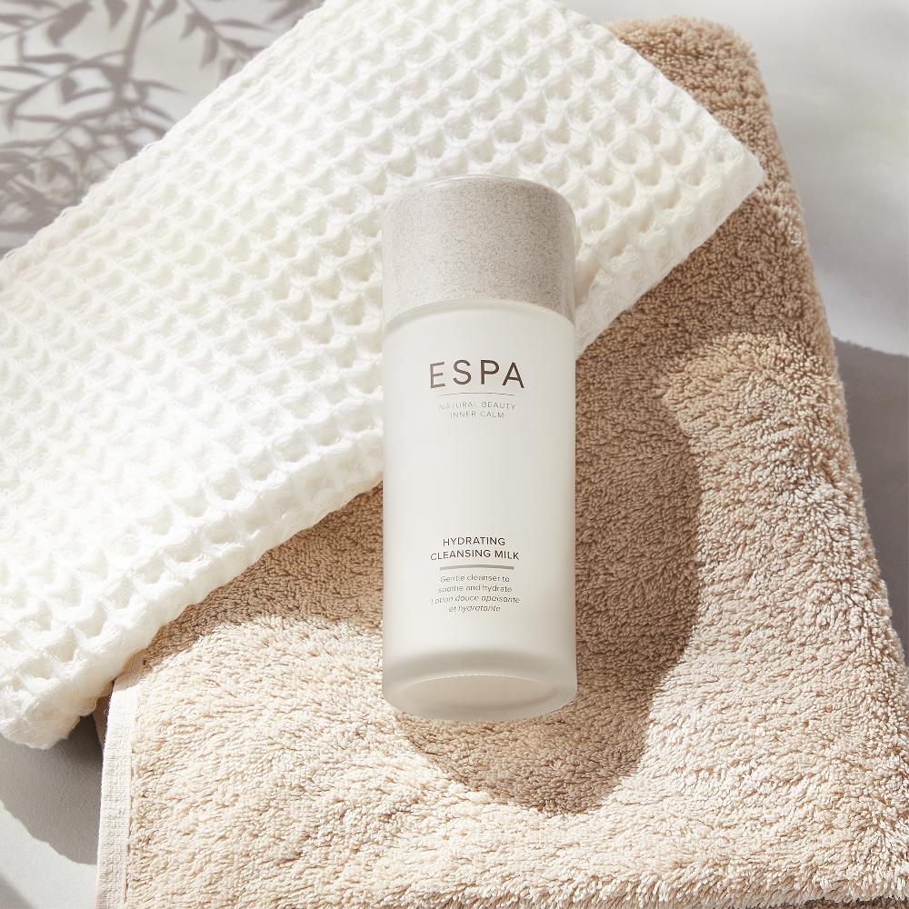 Lookfantastic ESPA Hydrating Cleansing Milk 200ml