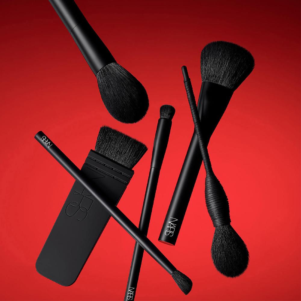 Lookfantastic NARS Hochpigment-Lidschatten-Pinsel