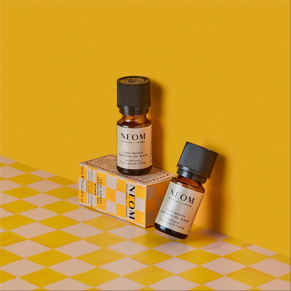 Lookfantastic NEOM Cosy Nights Essential Oil Blend