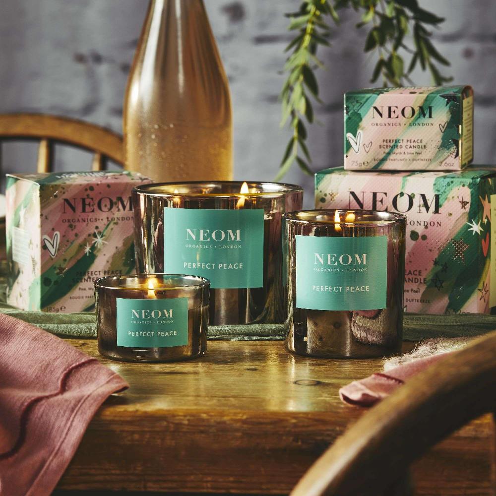 Lookfantastic NEOM Perfect Peace Reisekerze 75 G