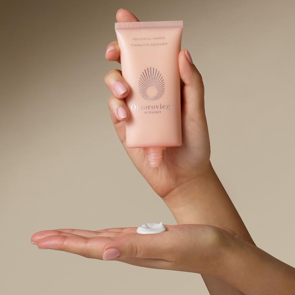 Lookfantastic Omorovicza Youthful Hands 75ml
