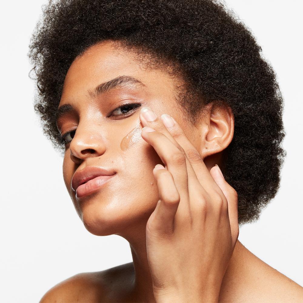 Lookfantastic MAC Strobe Dewy Skin Tint Moisturiser 30ml (Various Shades)