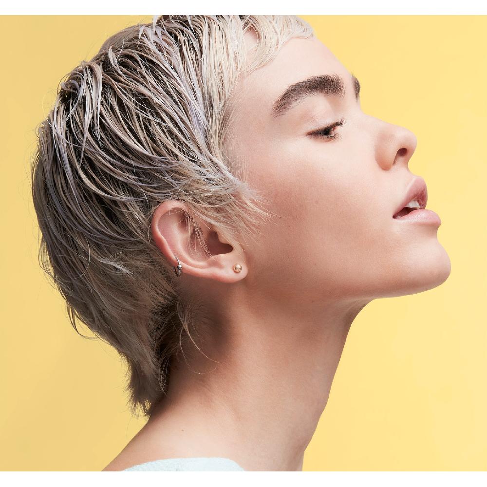 Lookfantastic MAC Studio Face And Body Radiant Sheer Foundation 50ml - Verschiedene Farbtöne