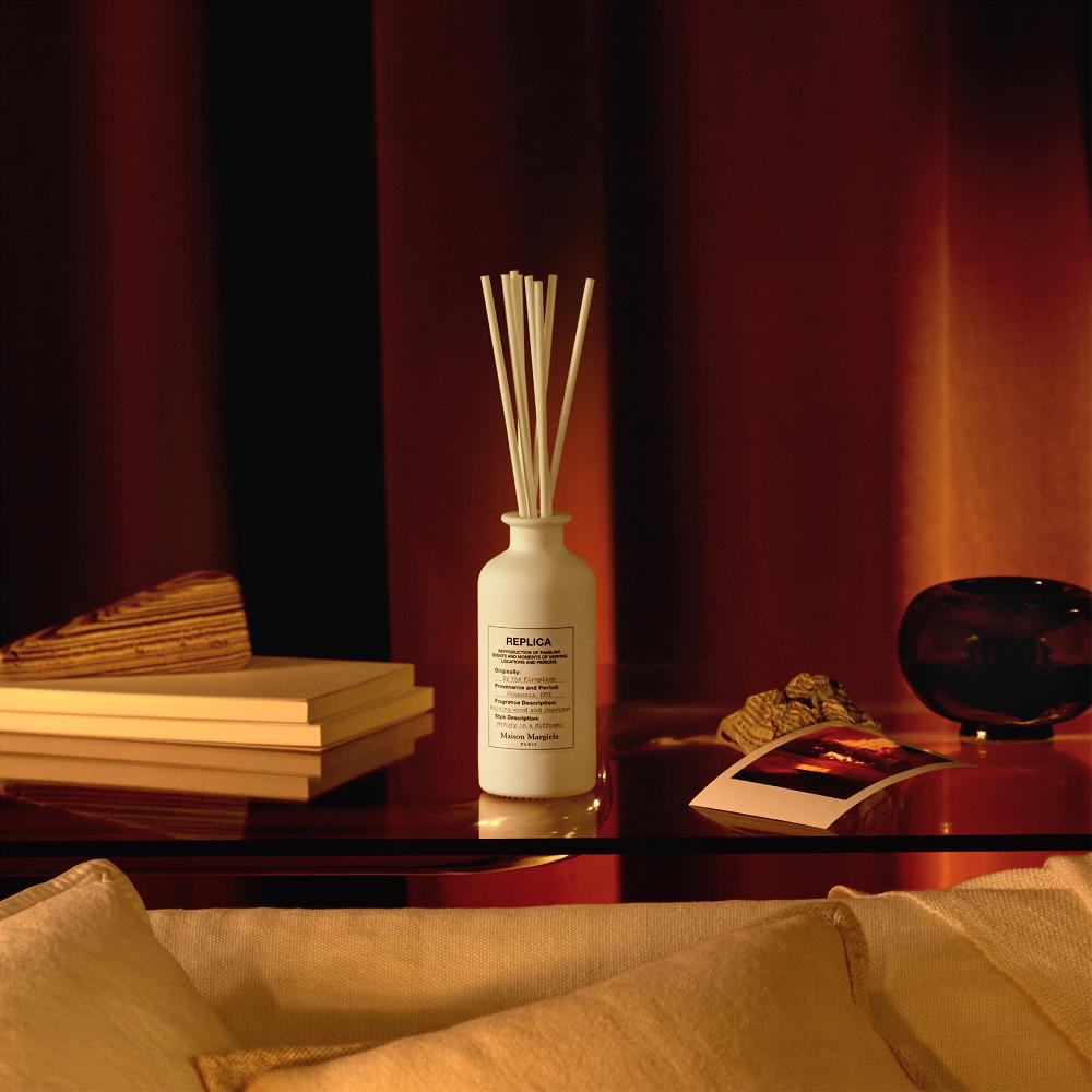 Lookfantastic Maison Margiela Replica By The Fireplace Zerstäuber 185 Ml