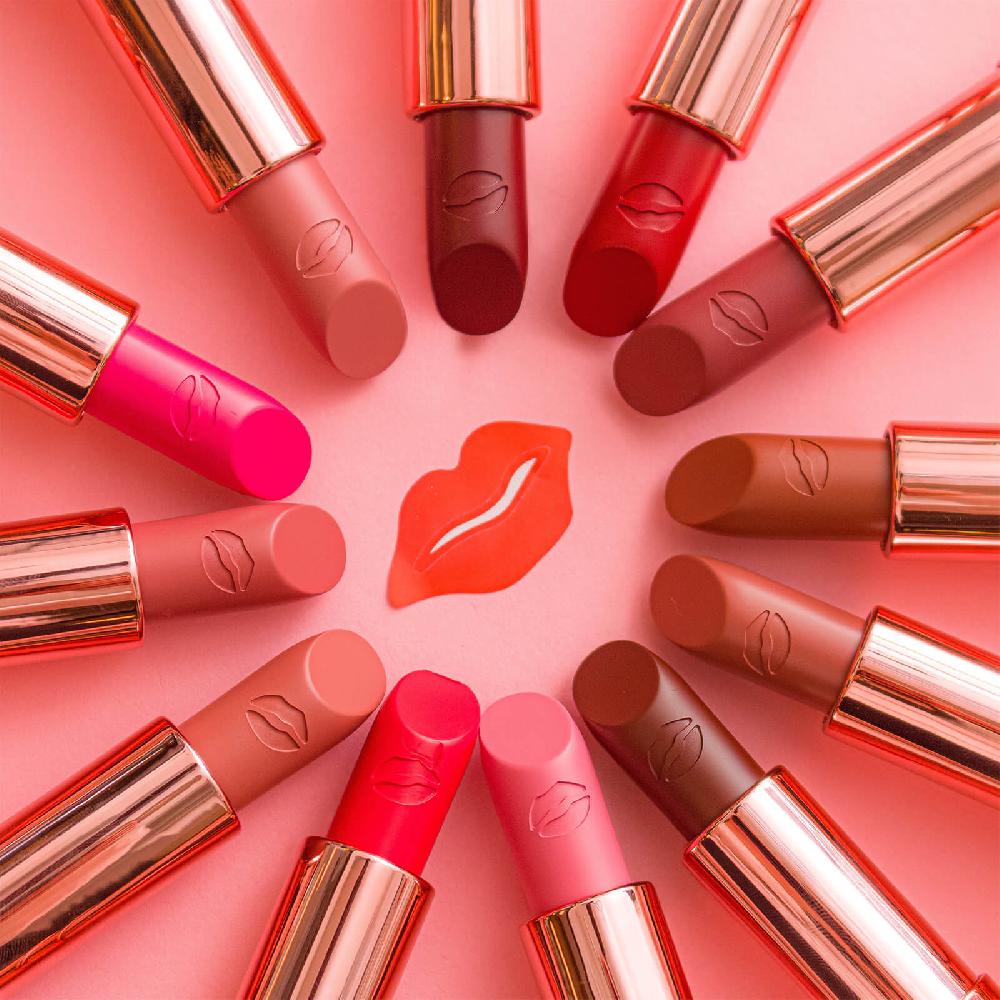 lookfantastic Makeup Revolution Satin Kiss Lippenstift (Verschiedene Farbtöne)