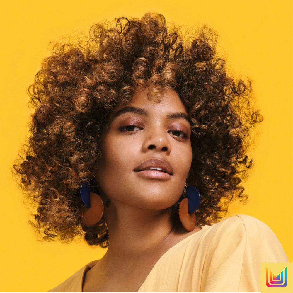 Lookfantastic Matrix Total Results A Curl Can Dream Feuchtigkeitsspendende Haarcreme Mit Manuka-Honig Für Locken Und Krauses Haar 500 Ml