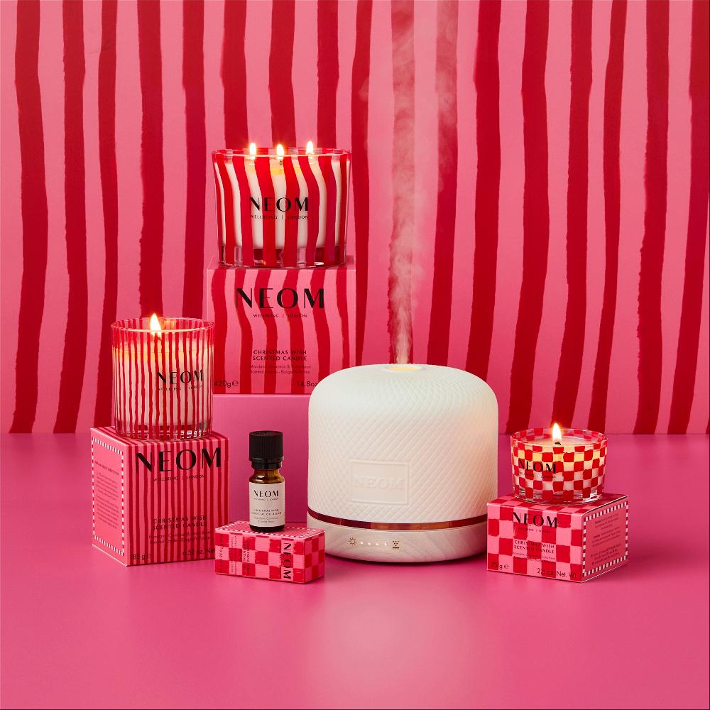 Lookfantastic NEOM Christmas Wish Essential Oil Blend