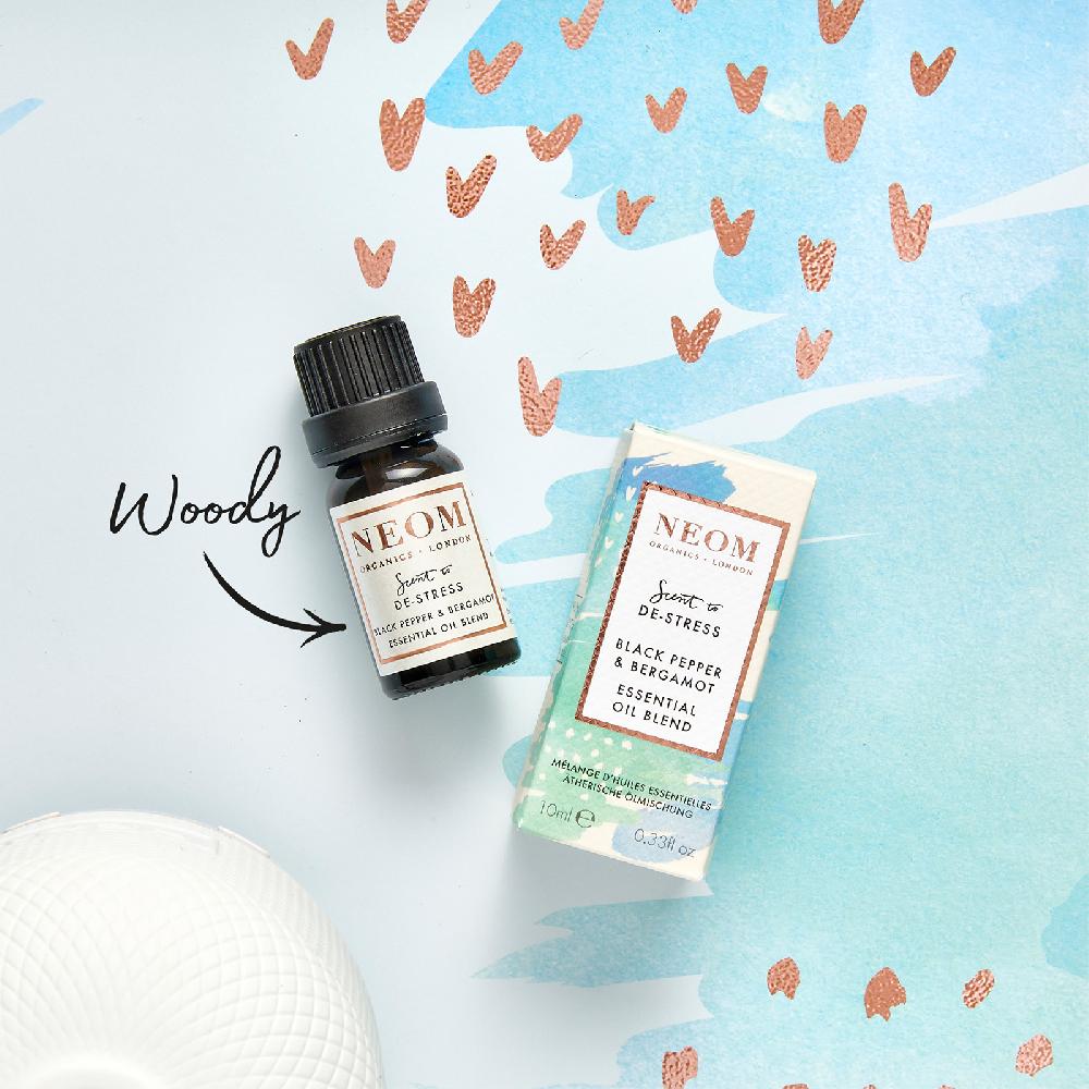 Lookfantastic NEOM Schwarzer Pfeffer Und Bergamotte ätherische Ölmischung 10 Ml