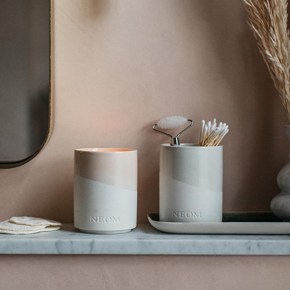 Lookfantastic NEOM Schwarzer Pfeffer Und Bergamotte Duftkerze 320 G