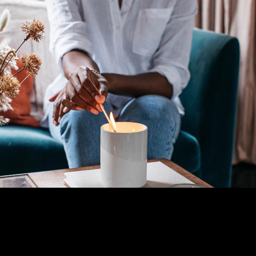 Lookfantastic NEOM Schwarzer Pfeffer Und Bergamotte Duftkerze 320 G