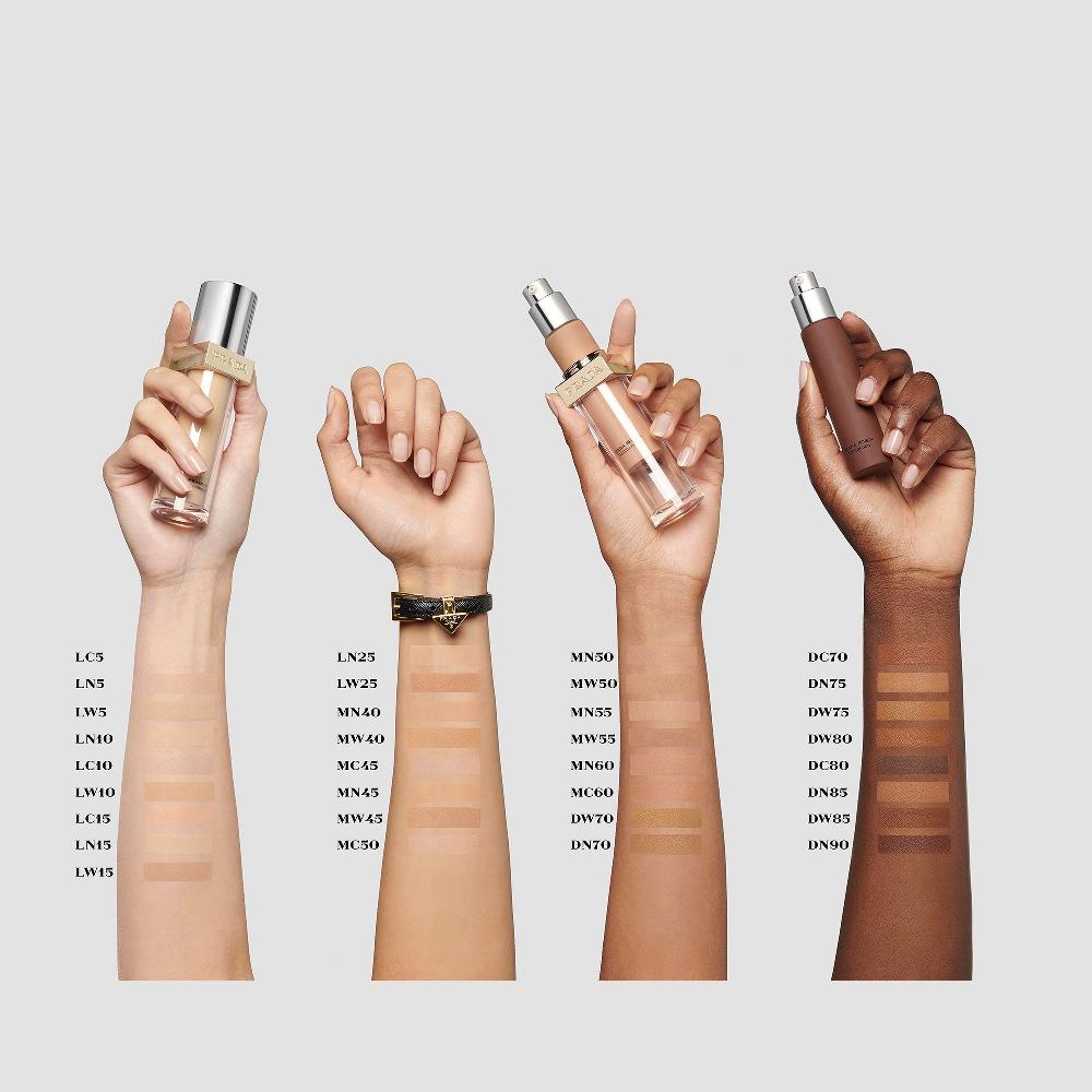Lookfantastic Prada Reveal Skin Optimising Refillable Foundation 30ml (Various Shades)