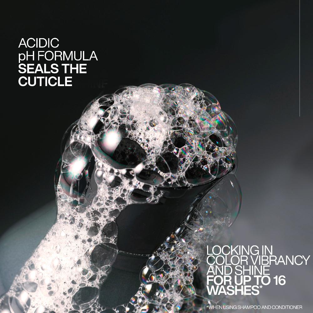 Lookfantastic Redken Acidic Color Gloss Sulphate-Free Shampoo And Conditioner 500ml Colour Protection Routine For Glass-Like Shine Bundle