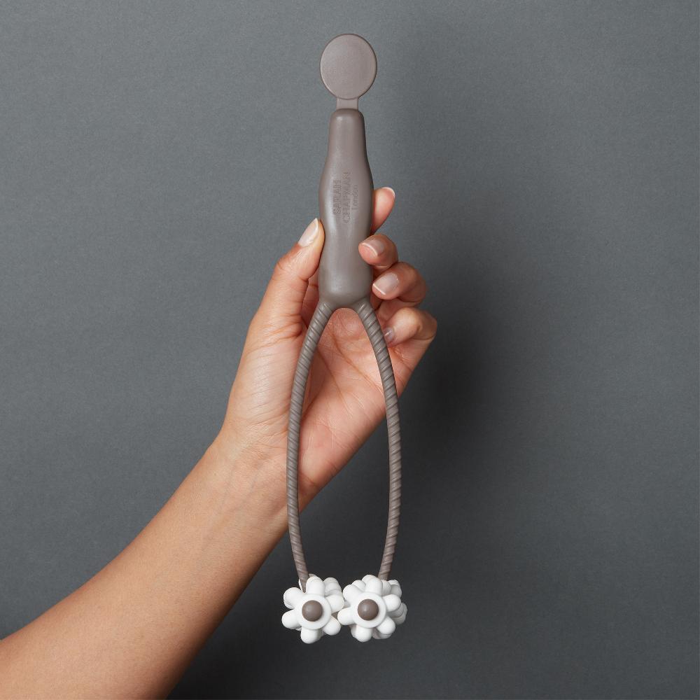 Lookfantastic Sarah Chapman Skinesis Facialift Gesichtsroller