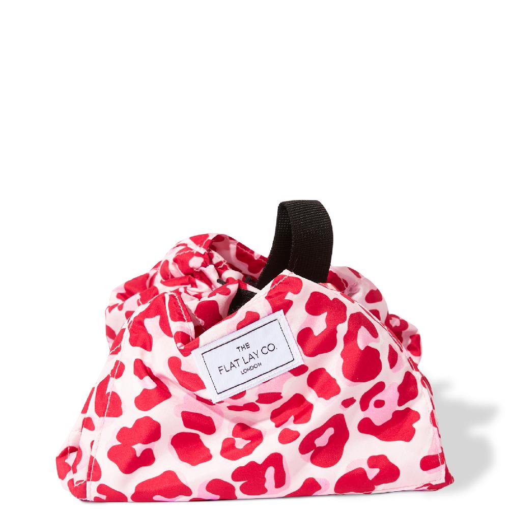Lookfantastic The Flat Lay Co. Drawstring Bag - Pink Leopard