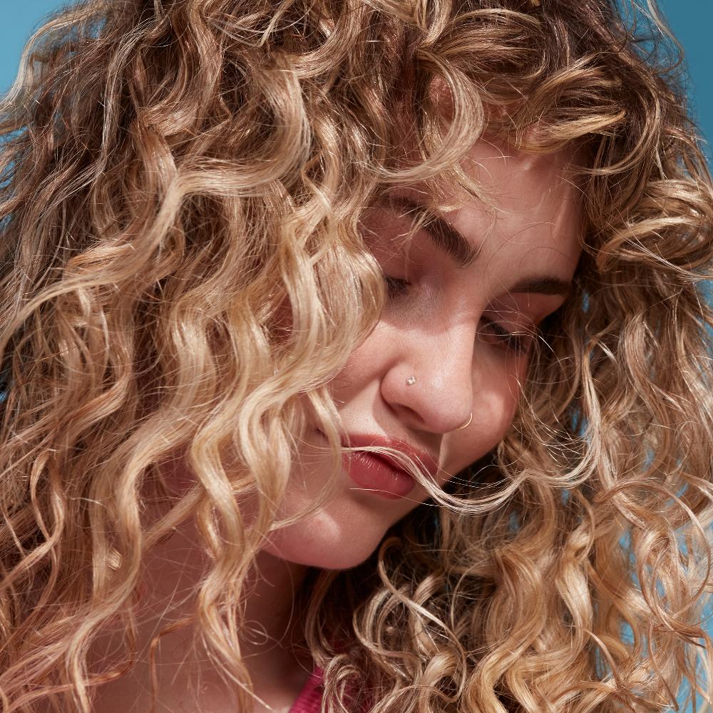 Lookfantastic Umberto Giannini Mermaid Beach Waves Mousse 200 Ml
