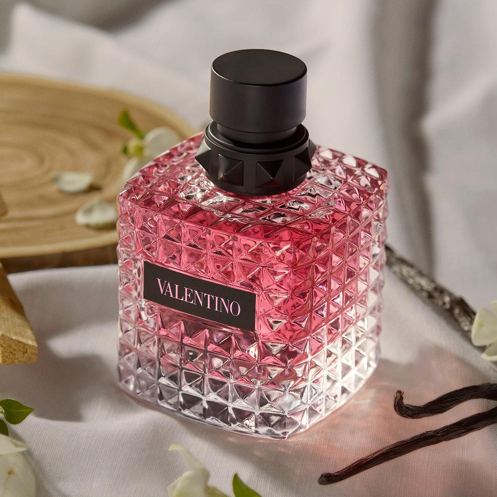 Lookfantastic Valentino Born In Roma Donna Eau De Parfum For Her 50ml