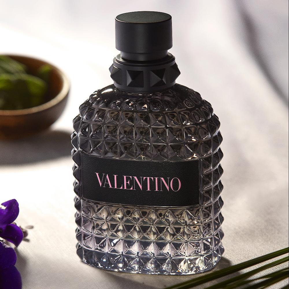 Lookfantastic Valentino Born In Roma Uomo Eau De Toilette For Him 50ml
