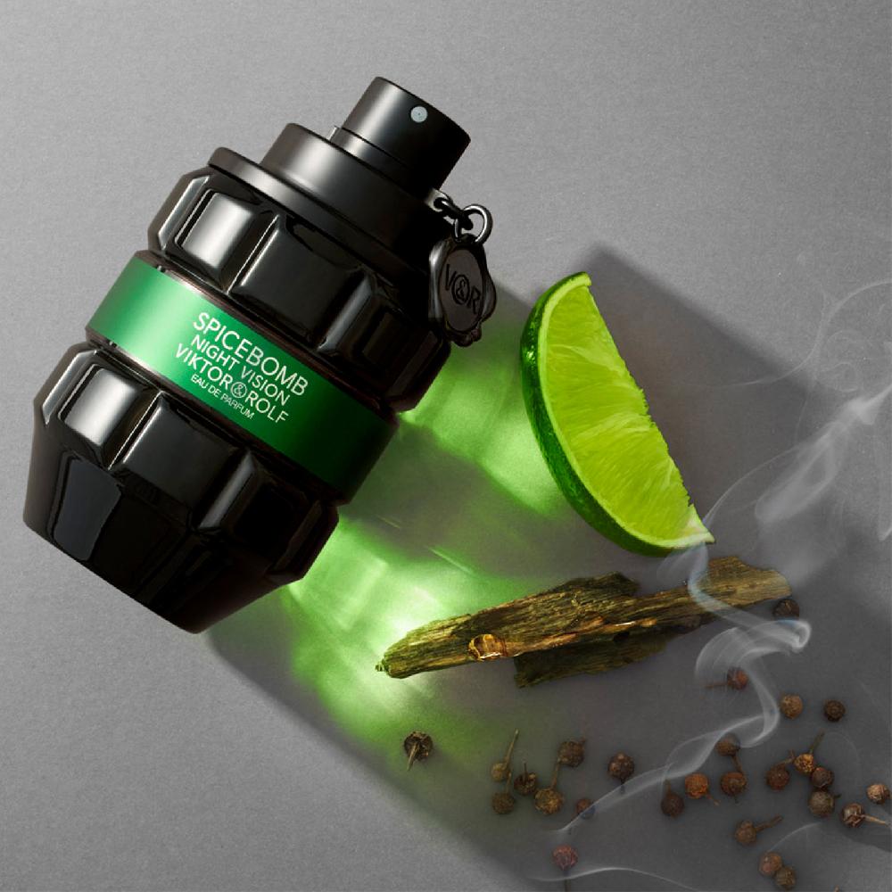 Lookfantastic Viktor & Rolf Spicebomb Night Vision Eau De Parfum - 50ml