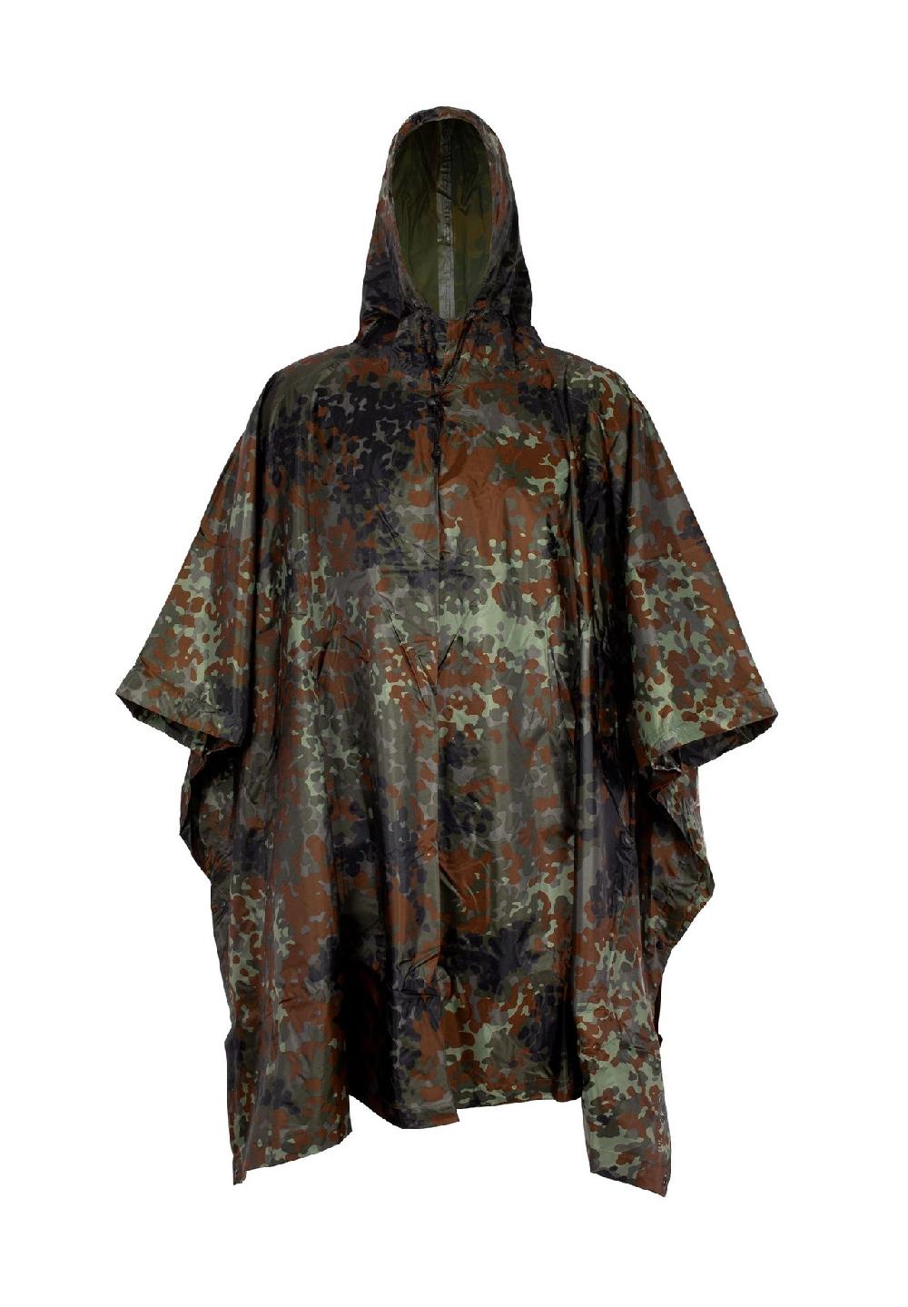 BLACK SNAKE Regenponcho scape