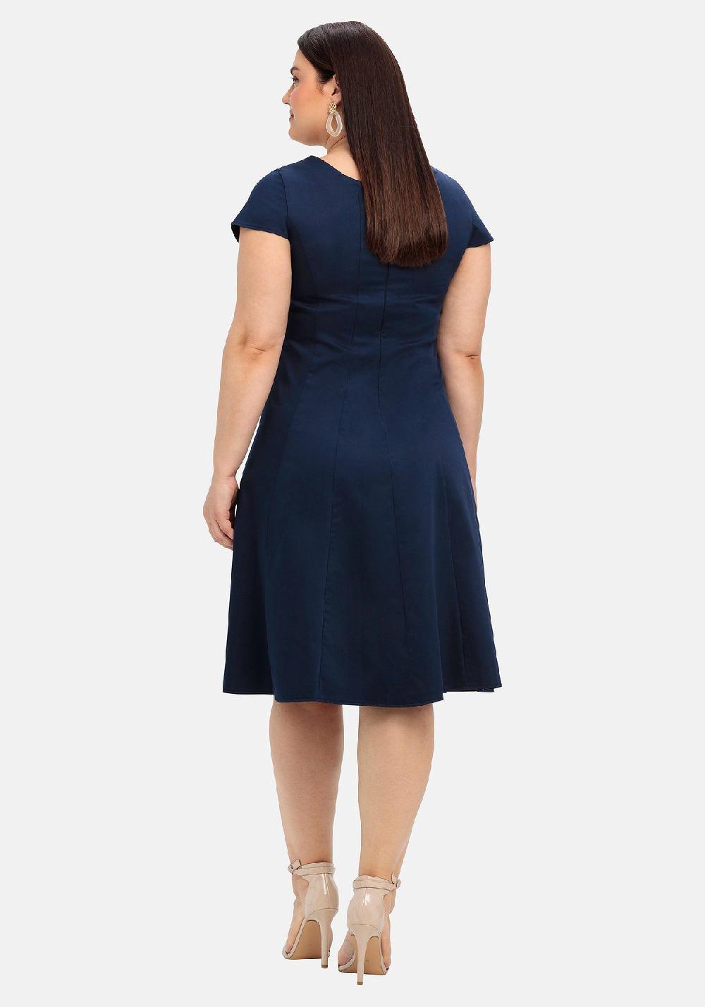 Sheego Bahnenkleid In Bahnenform