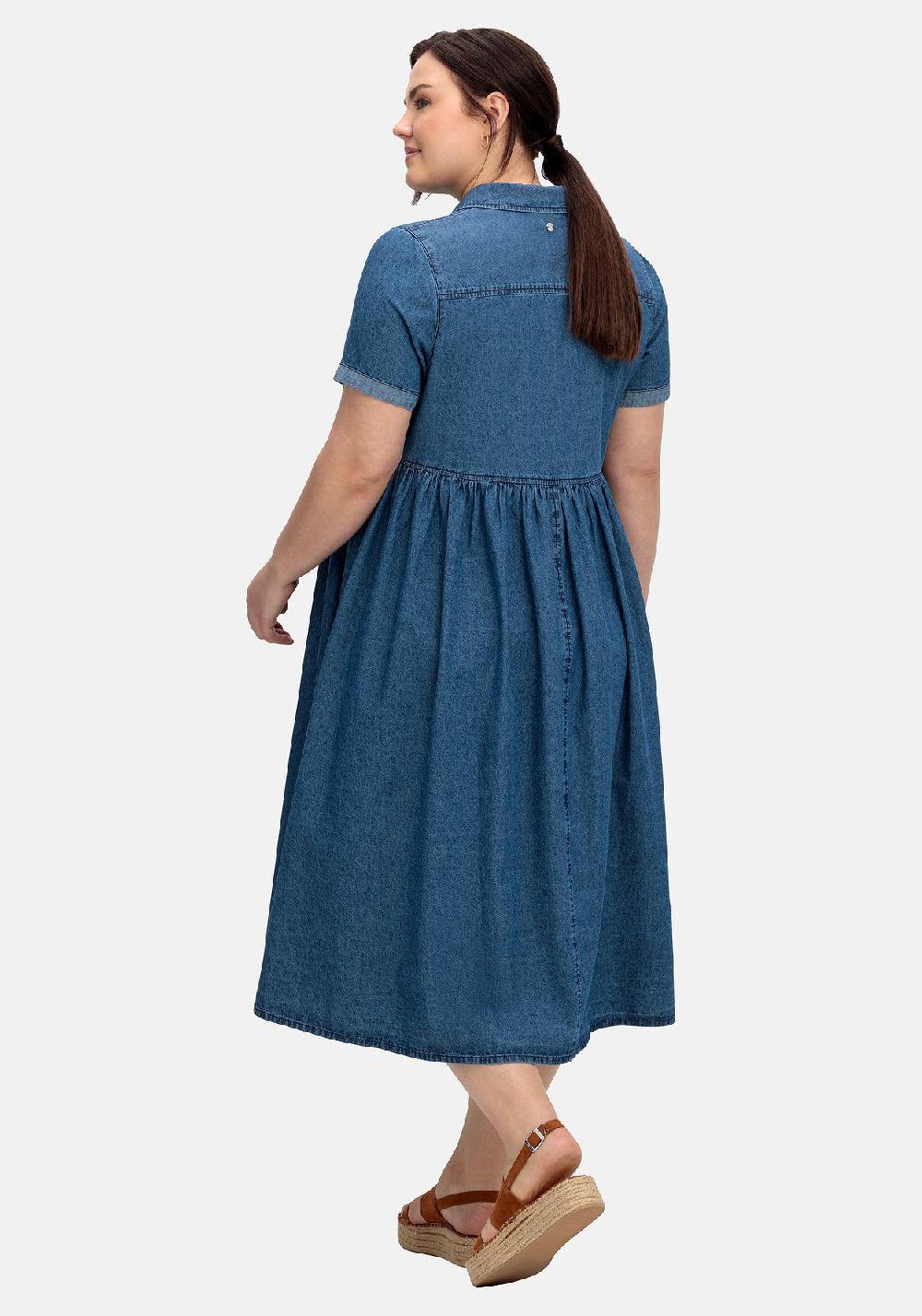 Sheego Jeanskleid Mit Blusenkragen Und Teilungsnaht