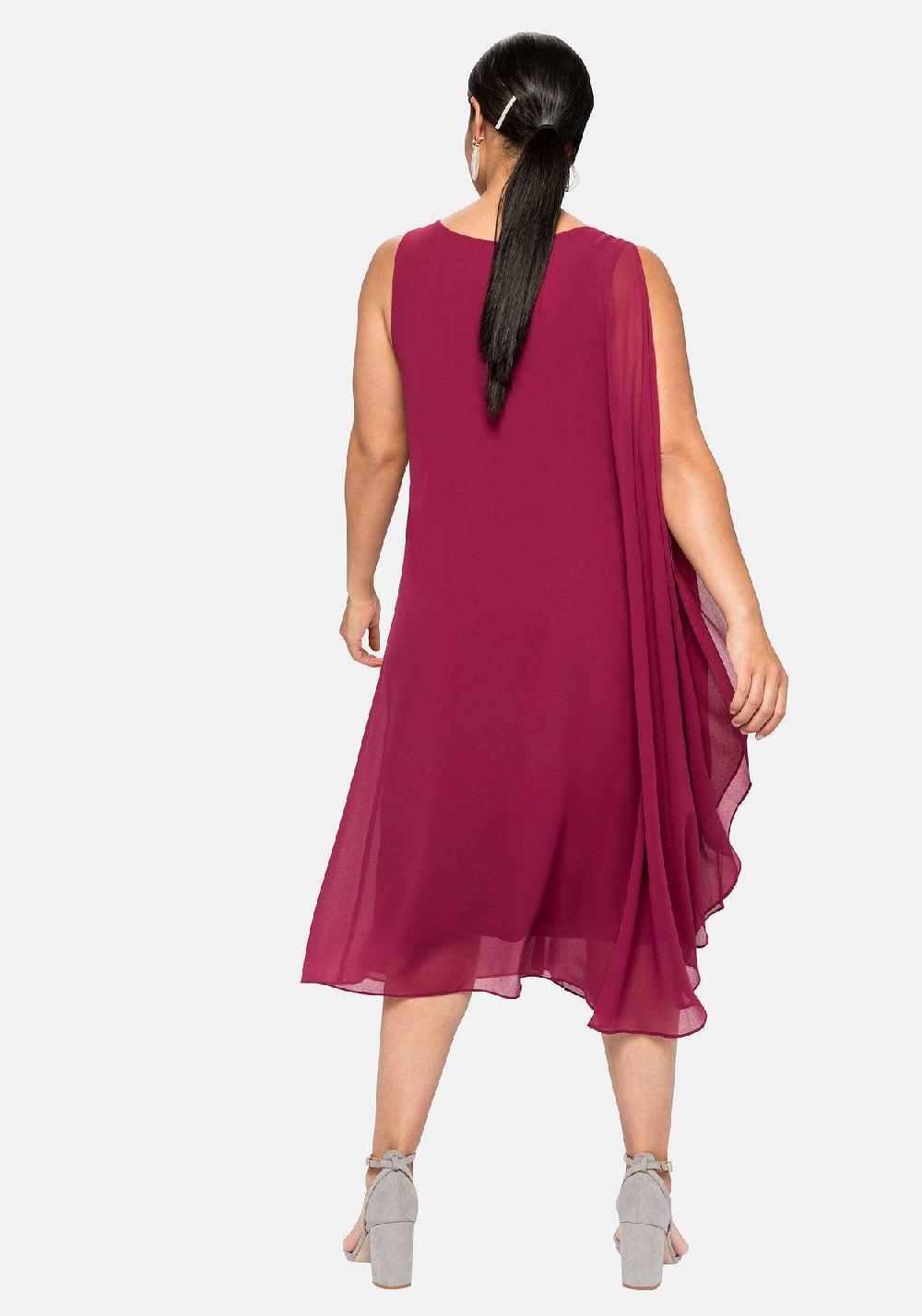 Sheego Kleid In Figurumspielender Passform