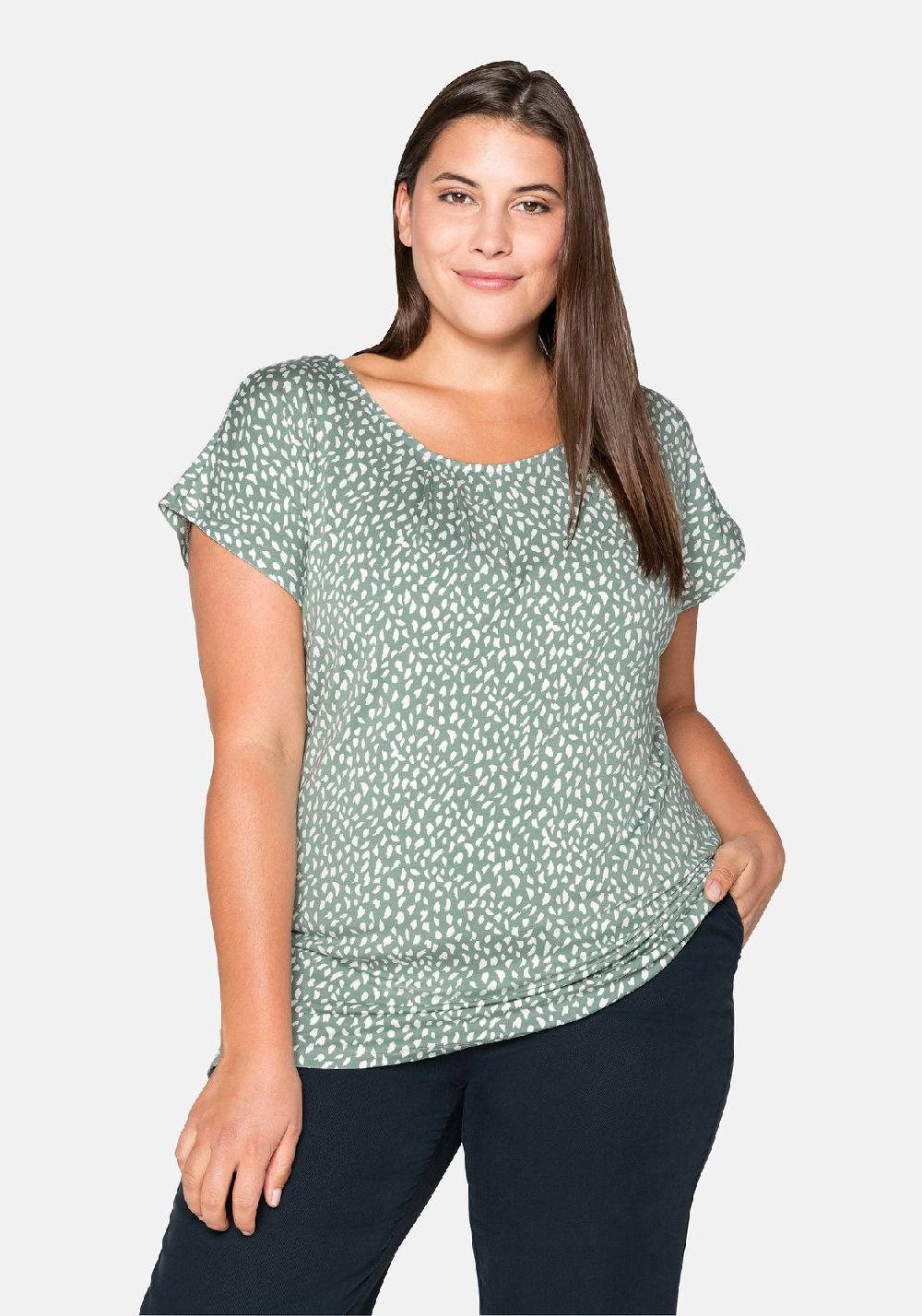 Sheego Shirt Mit Alloverdruck Und Gelegten Falten