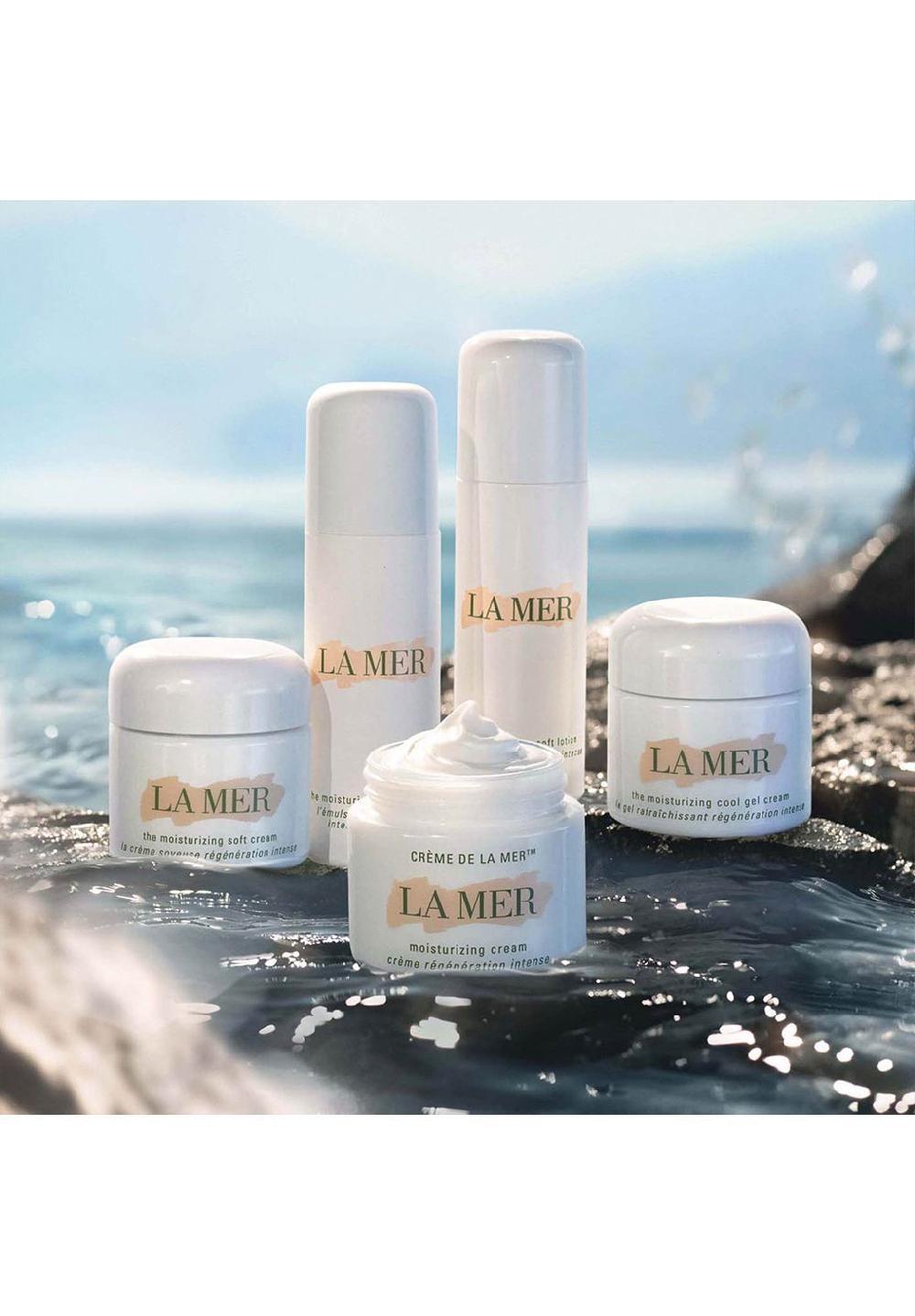 LA MER Moisturizing Cream