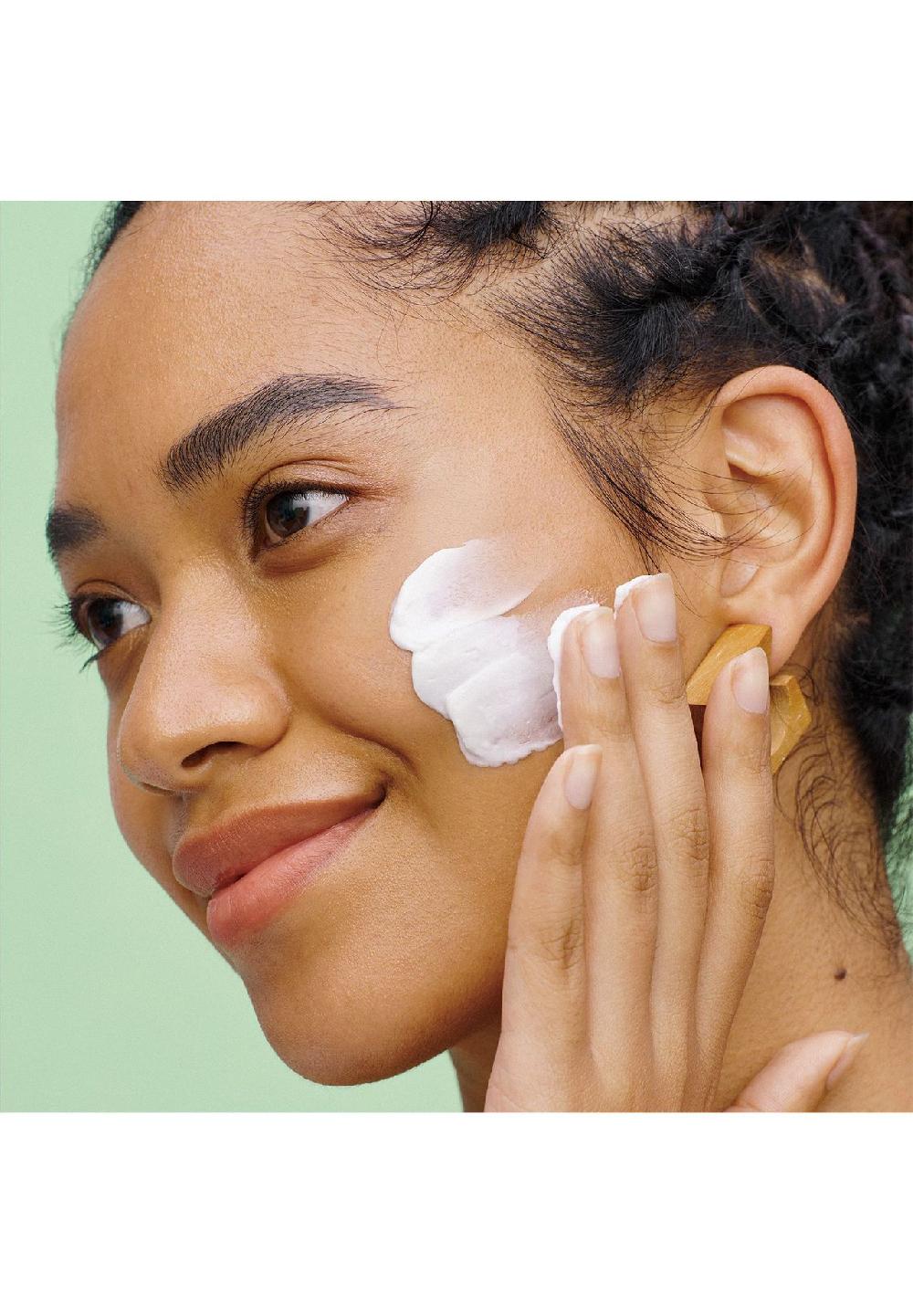 SHISEIDO WASO Color Control Oil-Free Moisturizer