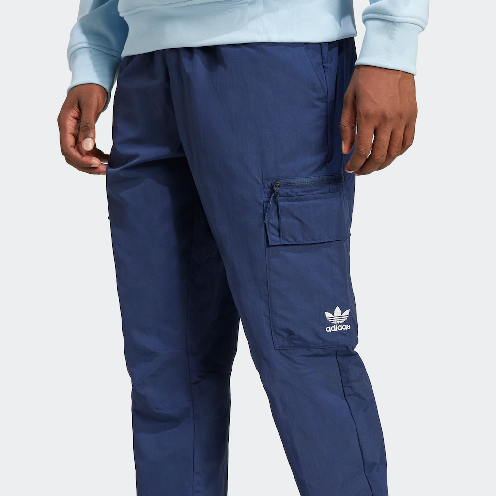 Adidas Originals Sporthose »ESS WOVEN CARGO« (1 Tlg.)