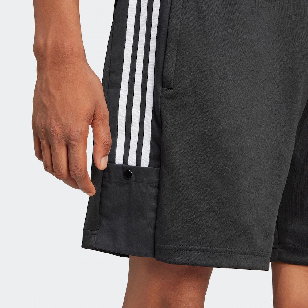 Adidas Sportswear Shorts »M TIRO SHO Q1« (1 Tlg.) Trainingsshorts Mit Logo Druckknopftasche