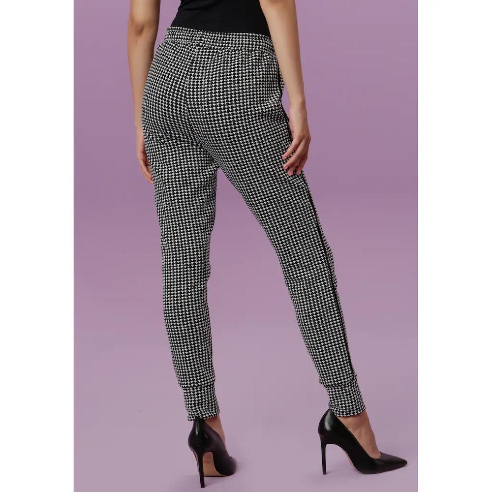 Aniston CASUAL Schlupfhose Im Trendigem Hahnentritt-Muster Und Piping Entlang Der Seitennähte