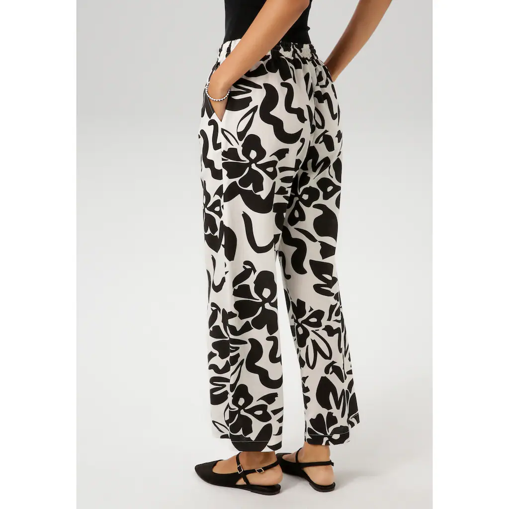 Aniston CASUAL Schlupfhose Mit Großflächigen Blättern Bedruckt - NEUE KOLLEKTION
