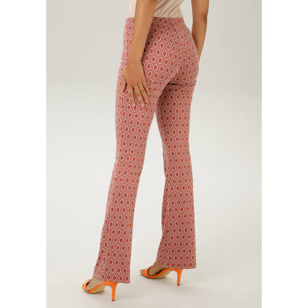 Aniston CASUAL Schlupfhose Mit Rauten Oder Blumen - Beide Sind Der Hit