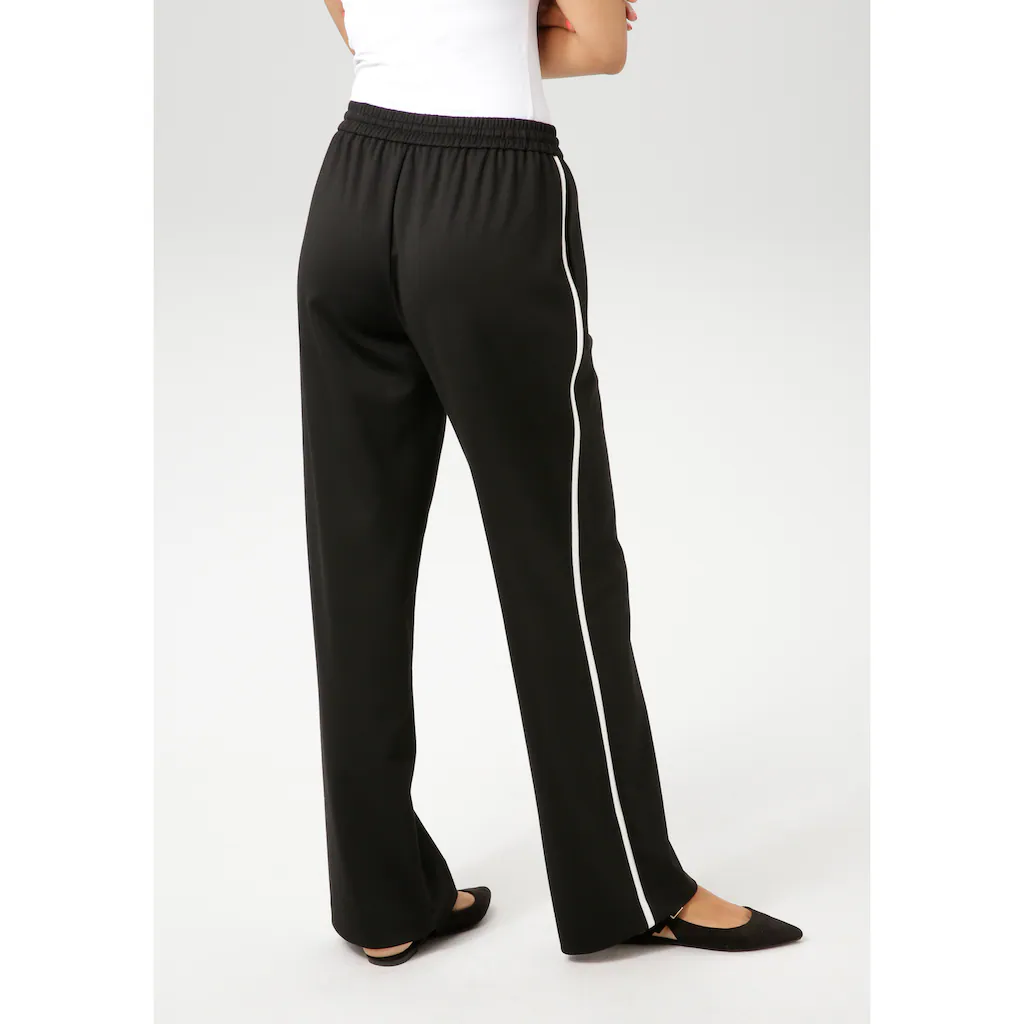 Aniston CASUAL Schlupfhose Mit Trendigem Streifen Entlang Der Seitennähte - NEUE KOLLEKTION