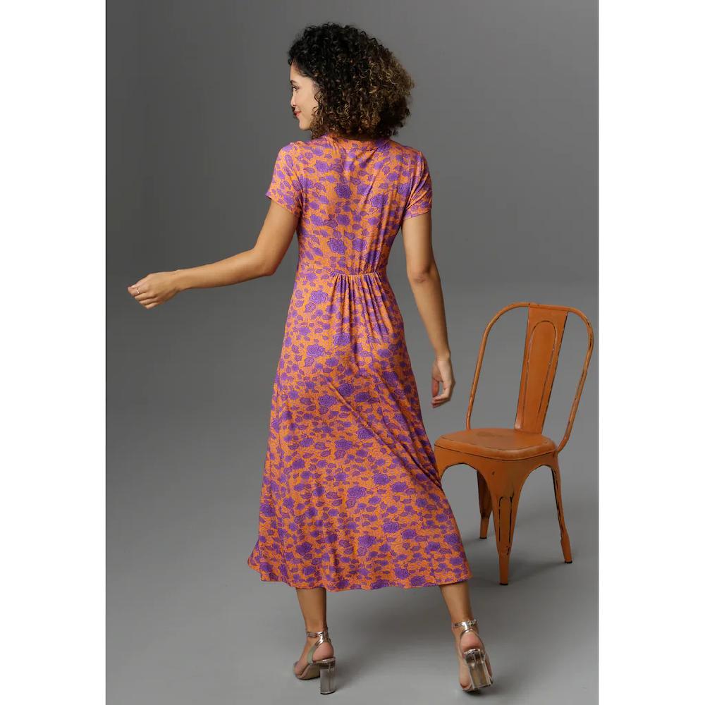 Aniston CASUAL Sommerkleid Mit Topmodischem Blumendruck