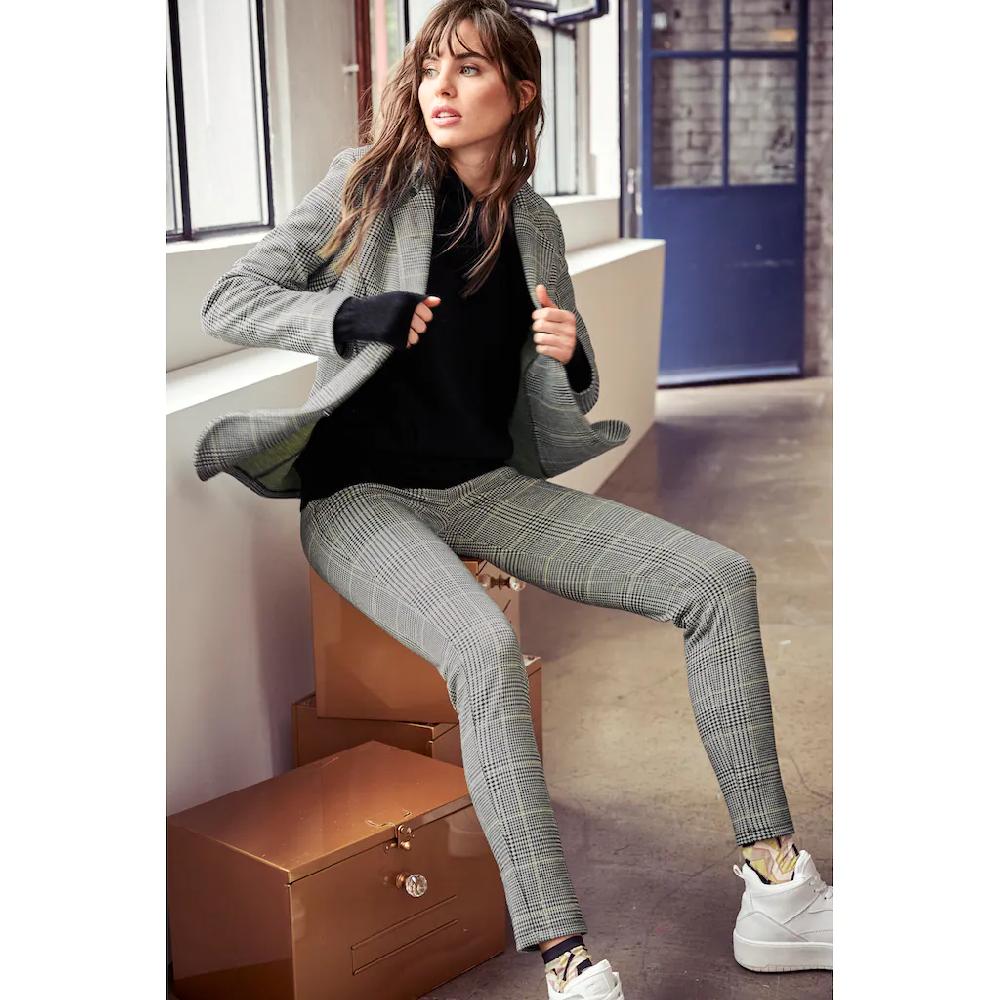 Aniston CASUAL Sweatblazer Im Karo-Dessin