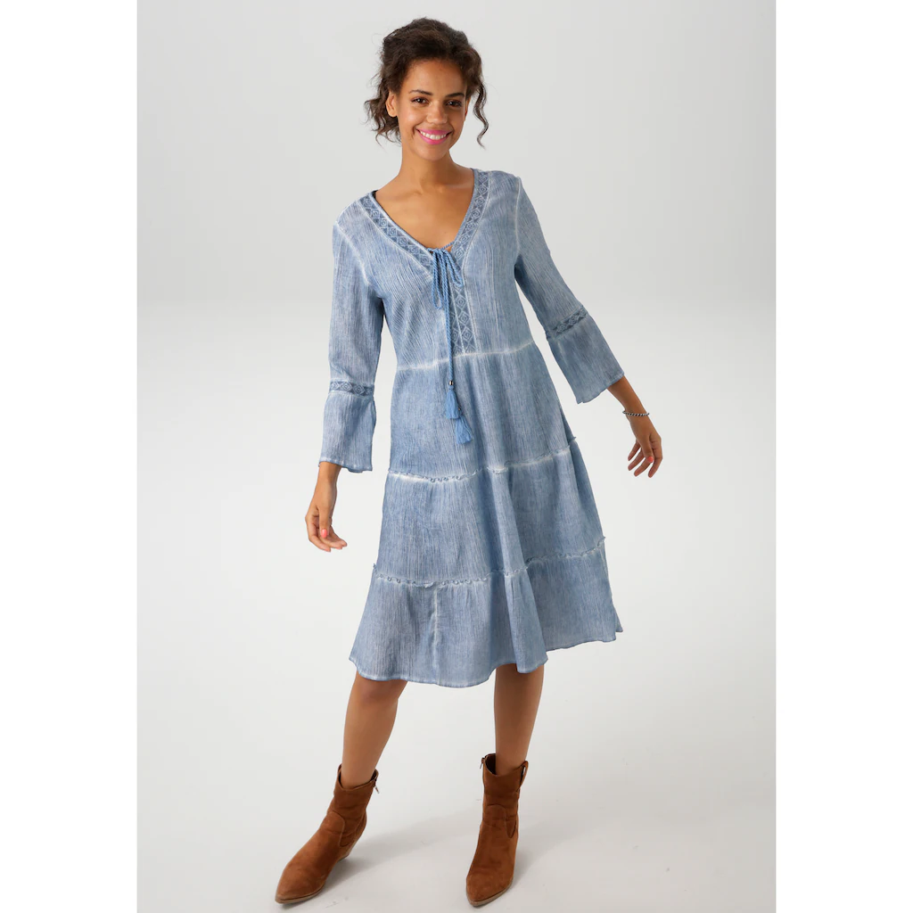 Aniston CASUAL Tunikakleid (mit Jersey-Unterkleid) mit aufwändiger Spitzenverzierung