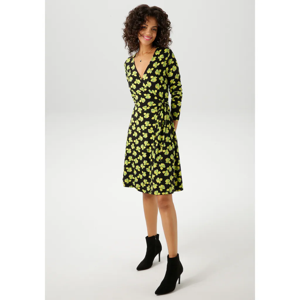 Aniston CASUAL Wickelkleid mit kunstvollen Blüten bedruckt - NEUE KOLLEKTION