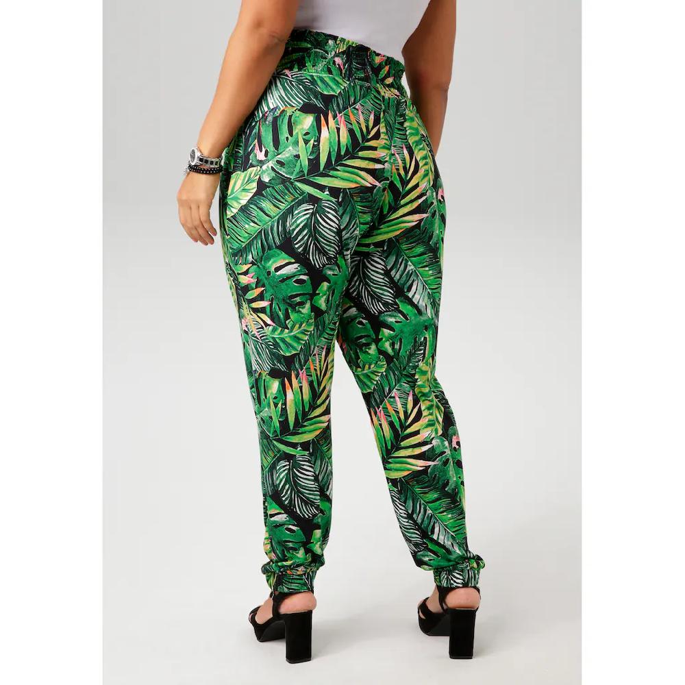 Aniston PLUS Schlupfhose Mir Farbenfrohen Tropischen Blättern Bedruckt - NEUE KOLLEKTION