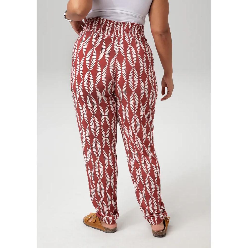 Aniston PLUS Schlupfhose Mit Grafischen Blättern Bedruckt - NEUE KOLLEKTION