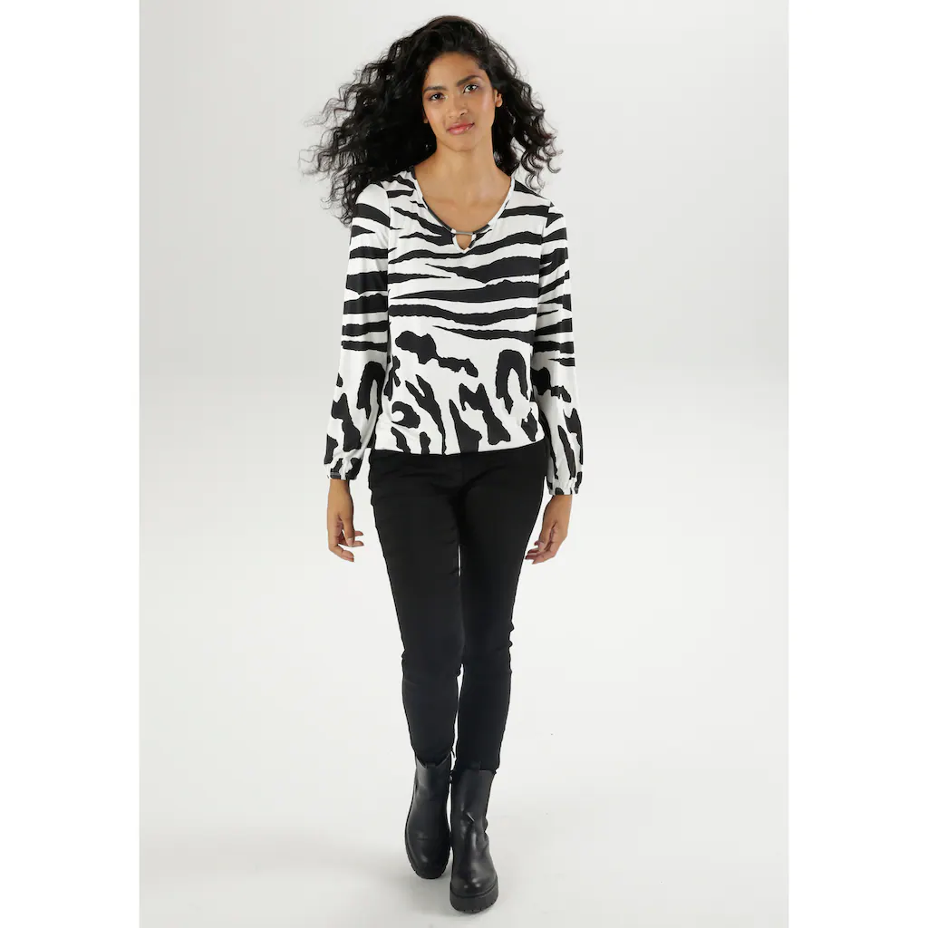 Aniston SELECTED Langarmshirt Mit Cut-Out Schmuckelement Und Animal-Prints