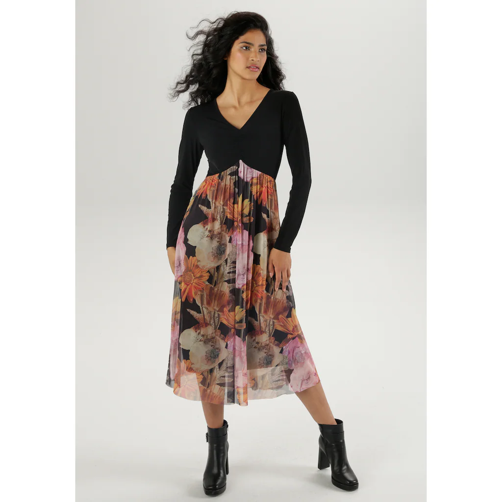 Aniston SELECTED Midikleid mit Raffung am V-Ausschnitt