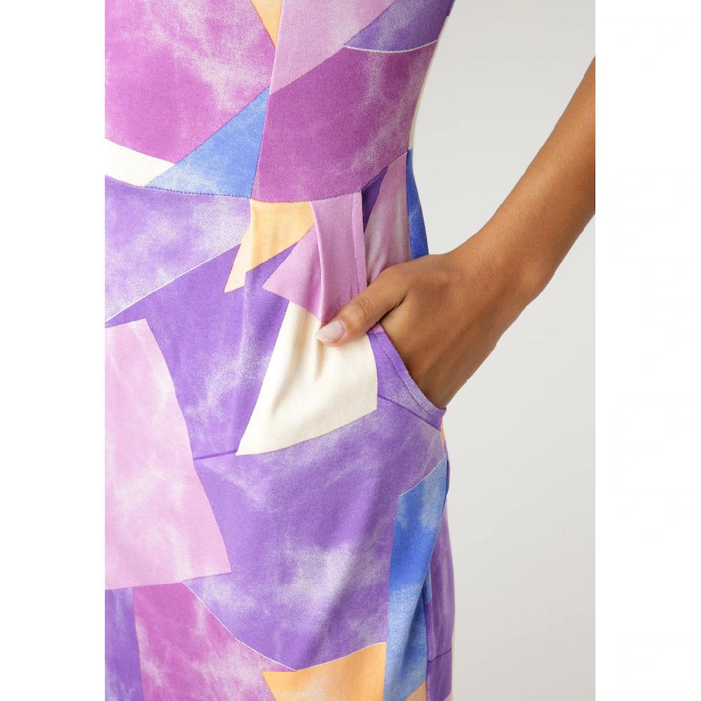 Aniston SELECTED Sommerkleid Mit Farbenfrohem Druck Und Praktischen Taschen