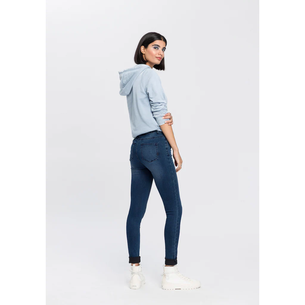 Arizona Skinny-fit-Jeans »Ultra Stretch« Extra-enger Beinschnitt Hohe Leibhöhe Knöchellang