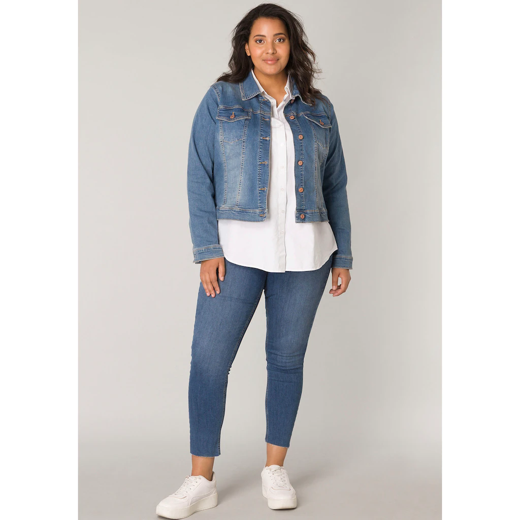 Base Level Curvy Jeansjacke »BAS-Yamila« Modisches Basic