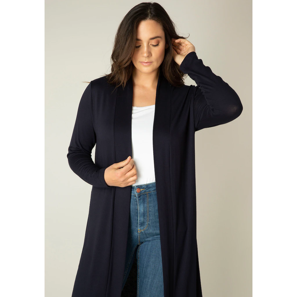 Base Level Curvy Longstrickjacke »Ayla Long« Figurumspielende Weiche Strickqualität