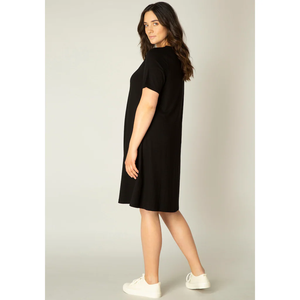 Base Level Curvy Shirtkleid »Abernathy« In Leicht Ausgestellter Form
