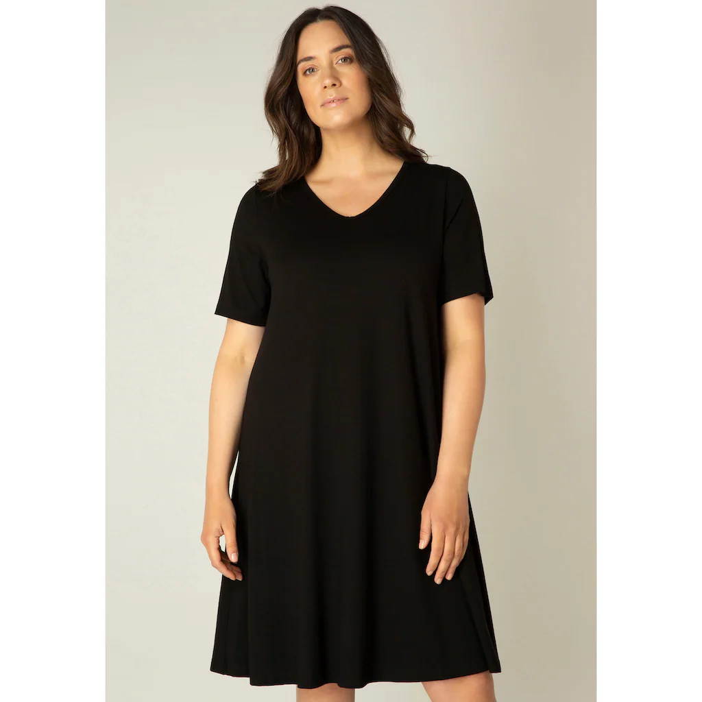 Base Level Curvy Shirtkleid »Abernathy« In leicht ausgestellter Form