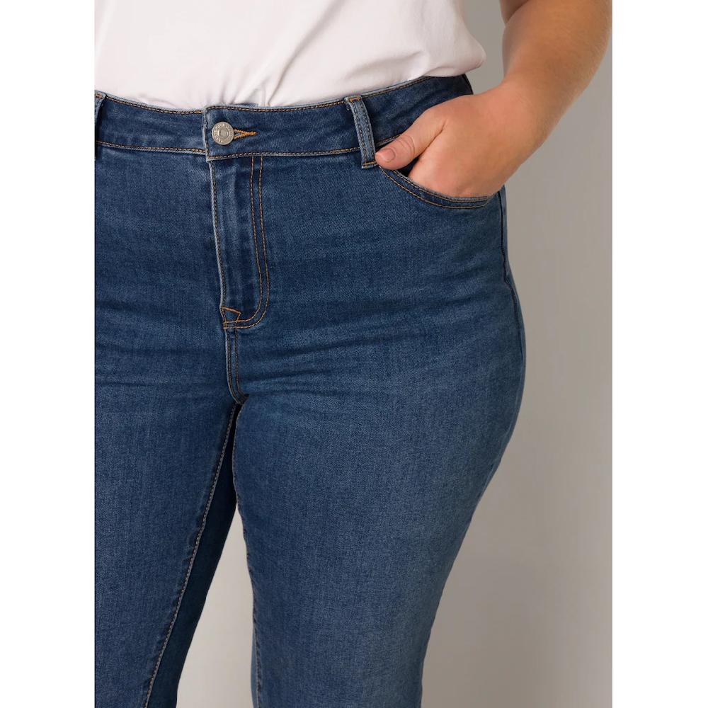 Base Level Curvy Slim-fit-Jeans In Großen Größen